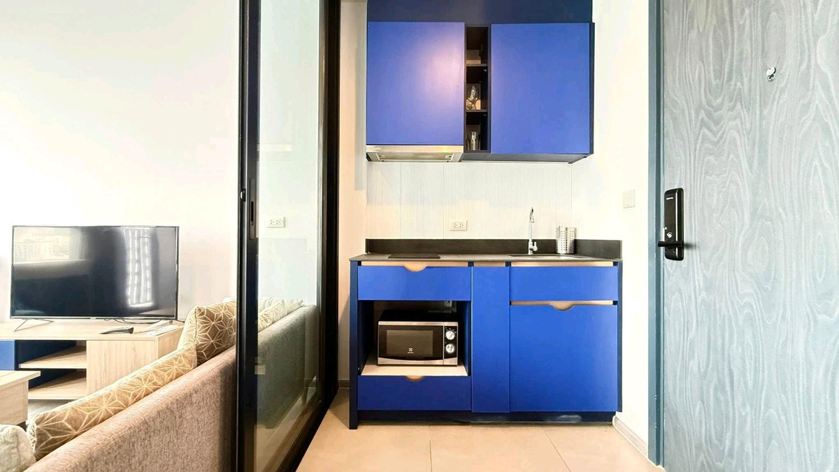 ให้เช่าคอนโดสุขุมวิท อโศก ทองหล่อ : ให้เช่า คอนโดหรูย่านเอกมัย แต่งครบ พร้อมเข้าอยู่ 10 มี.ค. 69 ใกล้🚆 BTS เอกมัย