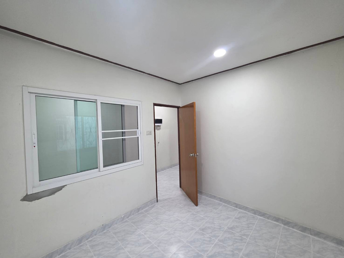 ให้เช่าทาวน์โฮมวิภาวดี ดอนเมือง หลักสี่ : ให้เช่าทาวน์เฮ้าส์ ใกล้ สนามบินดอนเมือง เพียง 3 นาที