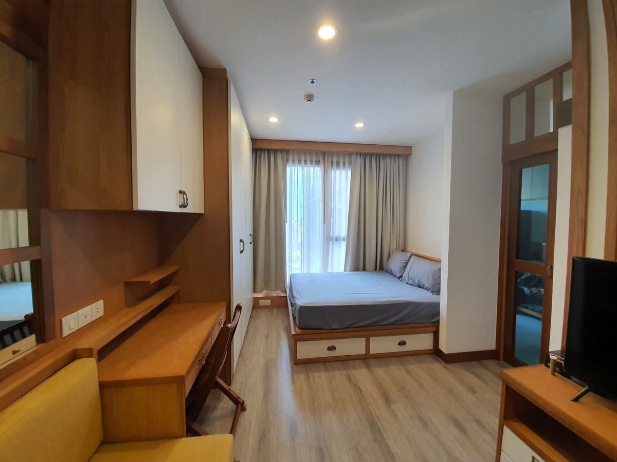For RentCondoRama9, Petchburi, RCA : For rent Ideo Mobi Asoke