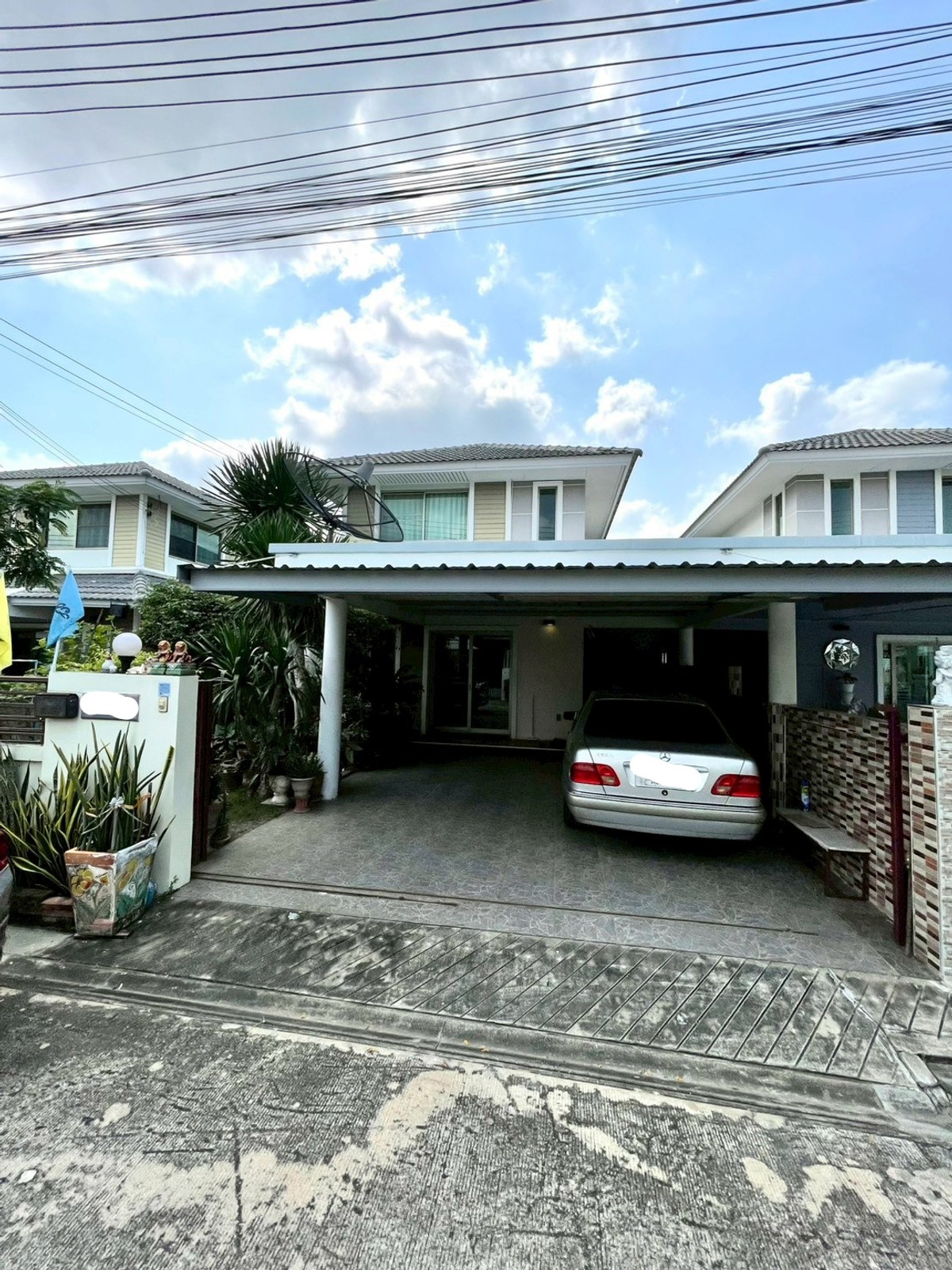 For SaleSriracha Laem Chabang Ban Bueng : Life @ Banglamung / 3 bedrooms (for sale), Life @ Banglamung / 3 Bedrooms (FOR SALE) BEWN098