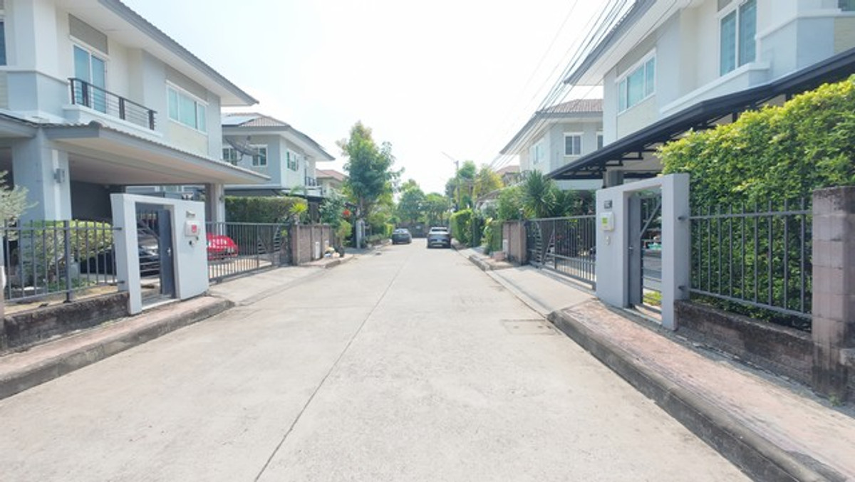 ขายบ้านแจ้งวัฒนะ เมืองทอง : เดอะแพลน แจ้งวัฒนะ ที่สุดของความเป็นส่วนตัว ใกล้สวนส่วนกลาง พร้อมบ้านเลขที่สวย