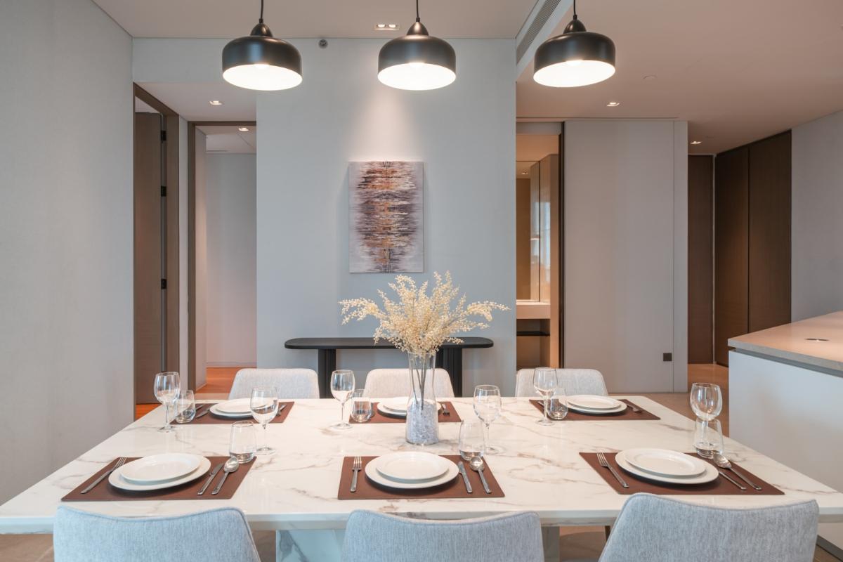 For RentCondoWongwianyai, Charoennakor : 🔥Rent Now+🔥 Banyan Tree Residences Riverside Bangkok, near the Gold Line BTS (Khlong San Station). Fully furnished and ready to move in.