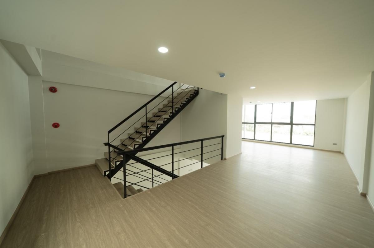 For RentHome OfficePattanakan, Srinakarin : 🔥Rent Now+🔥 Nirvana @Work Krungthep Kreetha