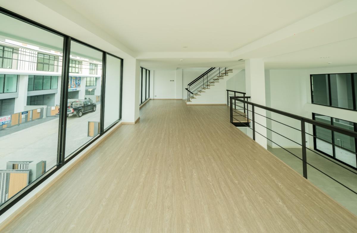 For RentHome OfficePattanakan, Srinakarin : 🔥Rent Now+🔥 Nirvana @Work Krungthep Kreetha