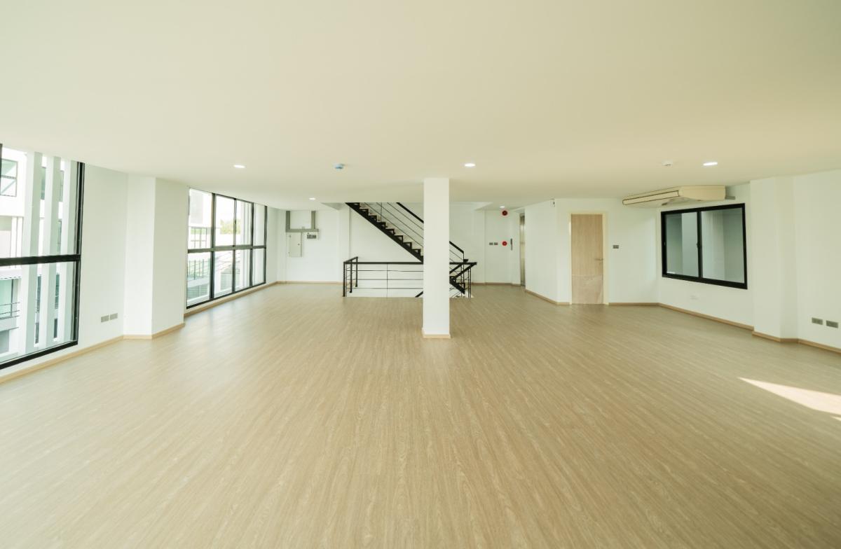 For RentHome OfficePattanakan, Srinakarin : 🔥Rent Now+🔥 Nirvana @Work Krungthep Kreetha