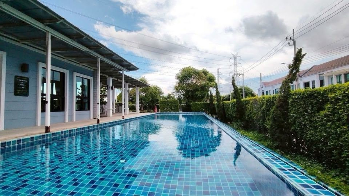 ให้เช่าบ้านพระราม 2 บางขุนเทียน : 🏡 ให้เช่าบ้านเดี่ยวหรู โซนพระราม 2 – ท่าข้าม
อยู่สบาย ทำเลดี ใกล้โรงเรียนนานาชาติ ห้างสรรพสินค้า และทางด่วน