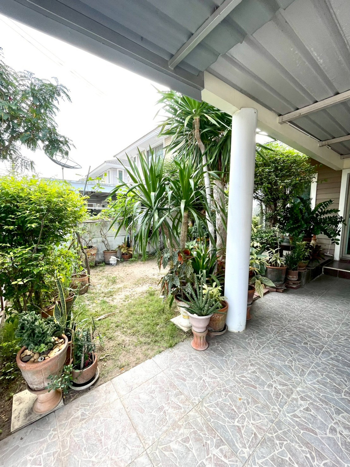 For SaleSriracha Laem Chabang Ban Bueng : Life @ Banglamung / 3 bedrooms (for sale), Life @ Banglamung / 3 Bedrooms (FOR SALE) BEWN098