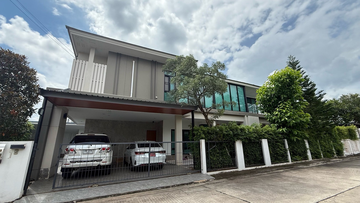 ขายบ้านอุดรธานี : ขาย บ้านเดี่ยว 2 ชั้น หมู่บ้าน สิรินนารา อุดรธานี พื้นที่ใหญ่ ใกล้เมืองอุดร