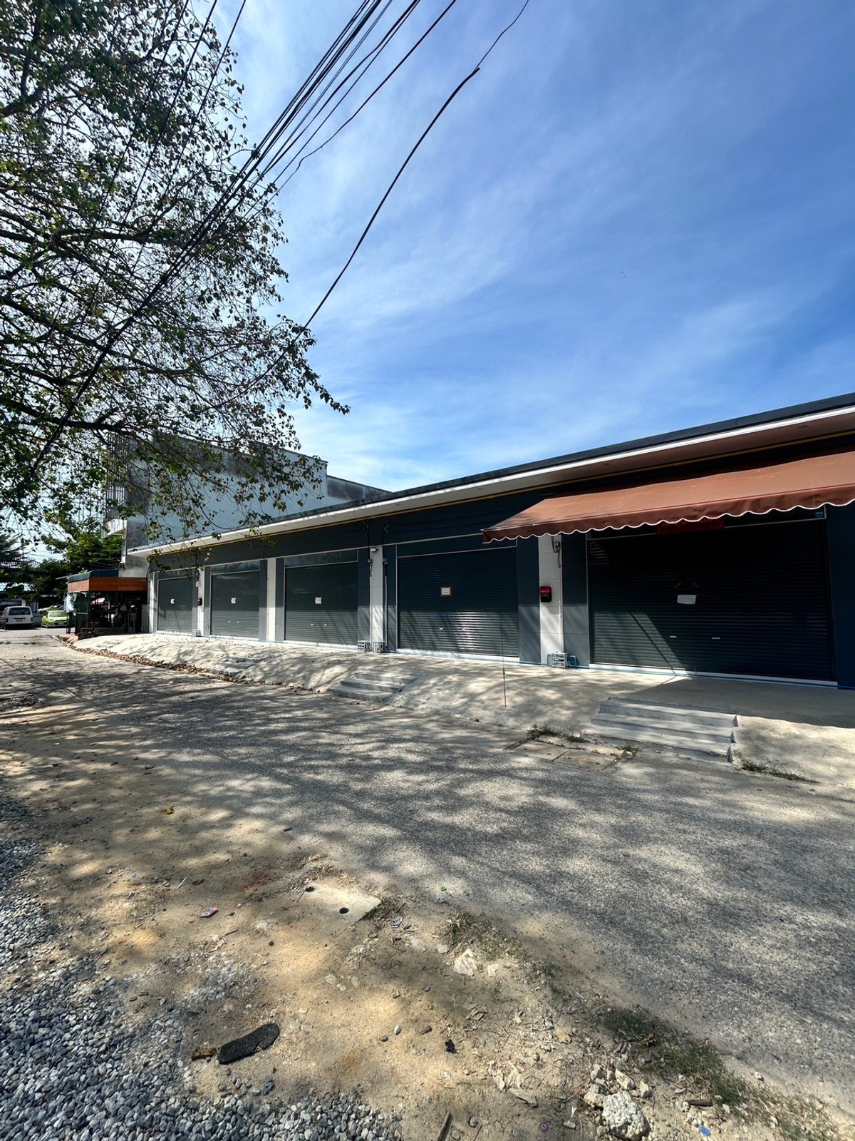 For RentShop HouseChachoengsao : ให้เช่า อาคารพาณิชย์ ใกล้ สวนสมเด็จพระศรีนครินทร์ ฉะเฉิงเทรา เพียง 1 นาที 