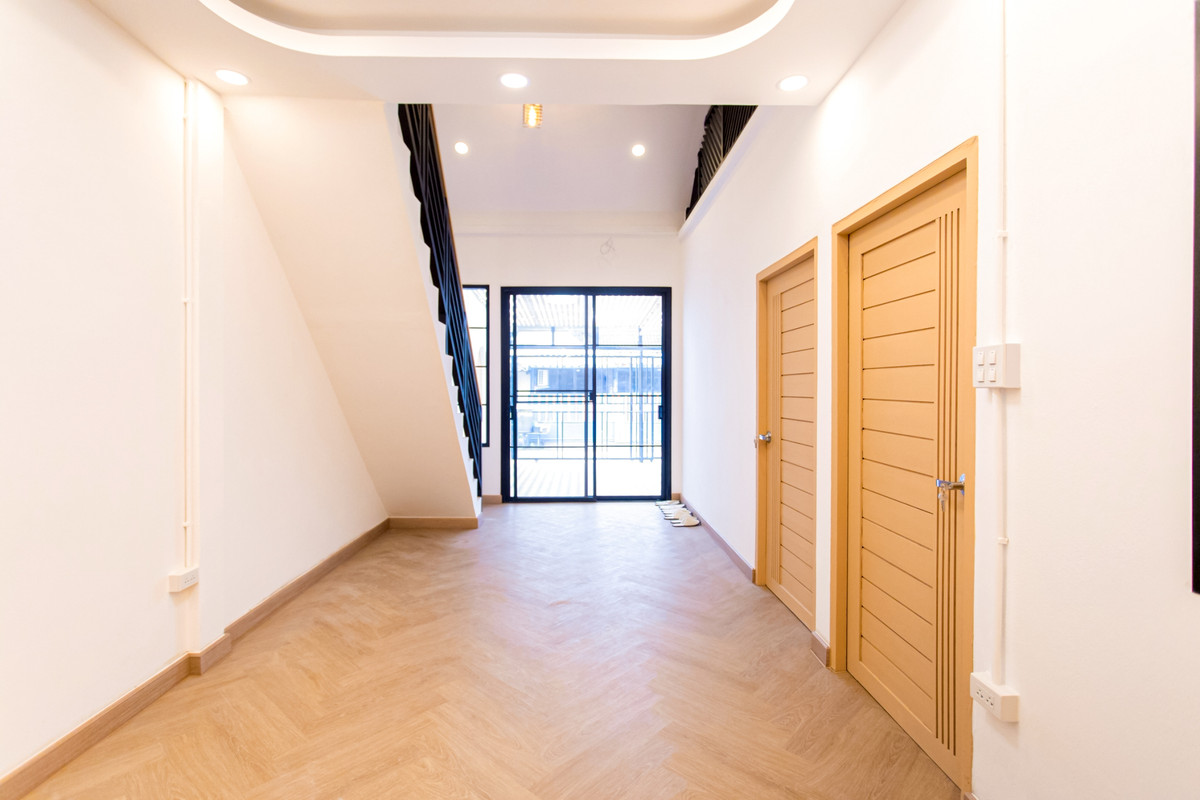 ขายทาวน์โฮมเกษตร นวมินทร์ ลาดปลาเค้า : CB105♚ทาวน์เฮ้าส์ 2 ห้องนอน ขาย⚝นวมินทร์♜ใกล้ เซ็นทรัล อีสต์วิลล์∞065-9423251,099-5919653▚Line@newnormal