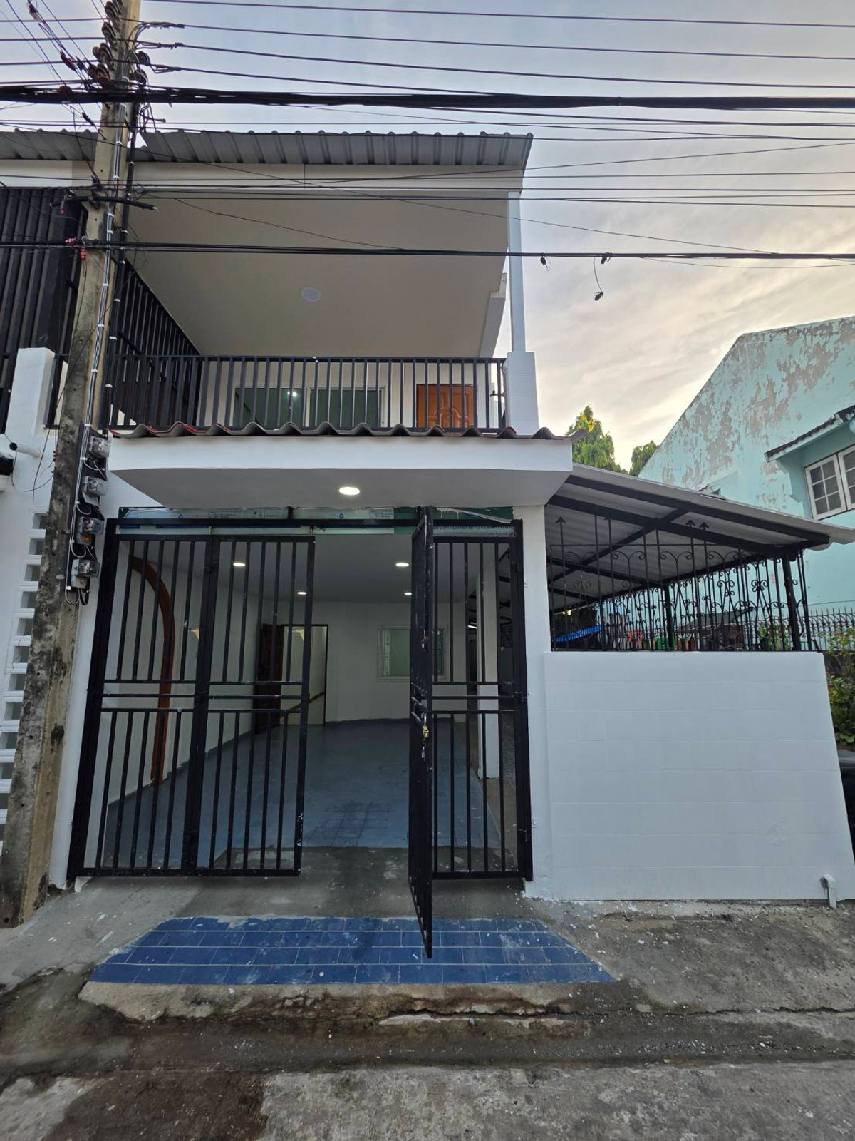 ให้เช่าทาวน์โฮมวิภาวดี ดอนเมือง หลักสี่ : ให้เช่าทาวน์เฮ้าส์ ใกล้ สนามบินดอนเมือง เพียง 3 นาที