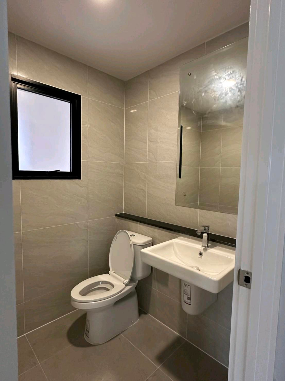 For SaleHouseBangna, Bearing, Lasalle : Single house for sale, corner plot, Soi Sriwaree, Long Yai, good price.