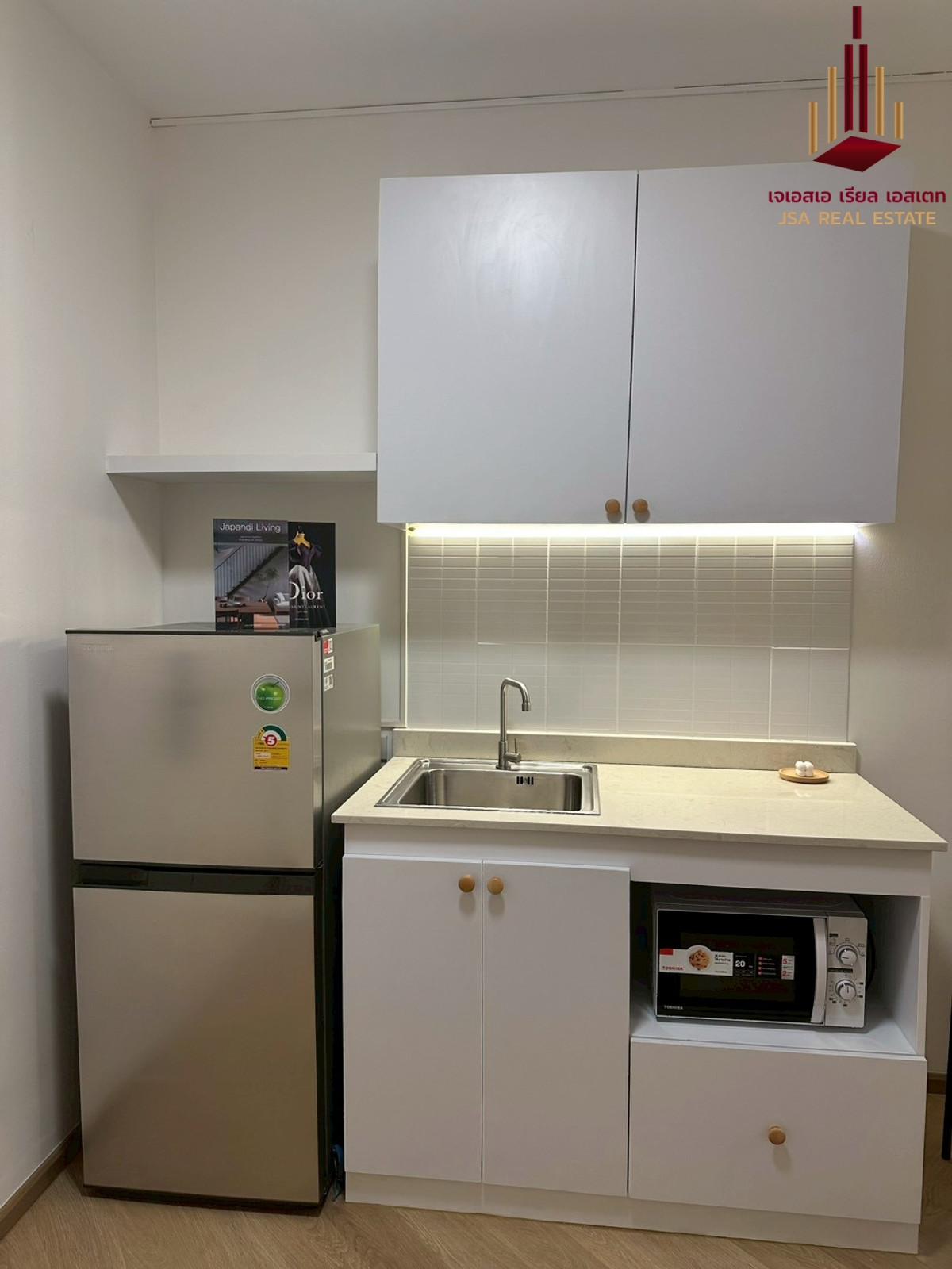 ขายคอนโดพระราม 9 เพชรบุรีตัดใหม่ RCA : ✨ For Sale: a space ID Asoke-Ratchada Condo ✨  💰 Only 3,490,000 THB