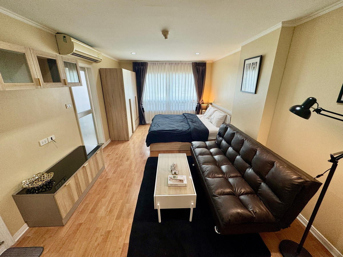 For RentCondoRamkhamhaeng, Hua Mak : Condo for rent, Lumpini Ville Ramkhamhaeng 44, call 0999983897.