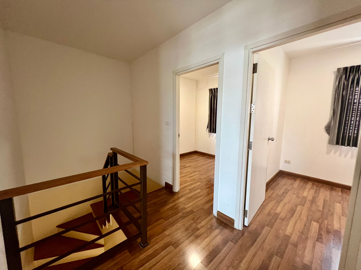 For SaleTownhomePattanakan, Srinakarin : For Sale: 2-Storey Townhome at Pruksa Ville 73 Pattanakarn 38 | Balinese-Modern Design | Near Airport Rail Link Huamak & BTS On Nut