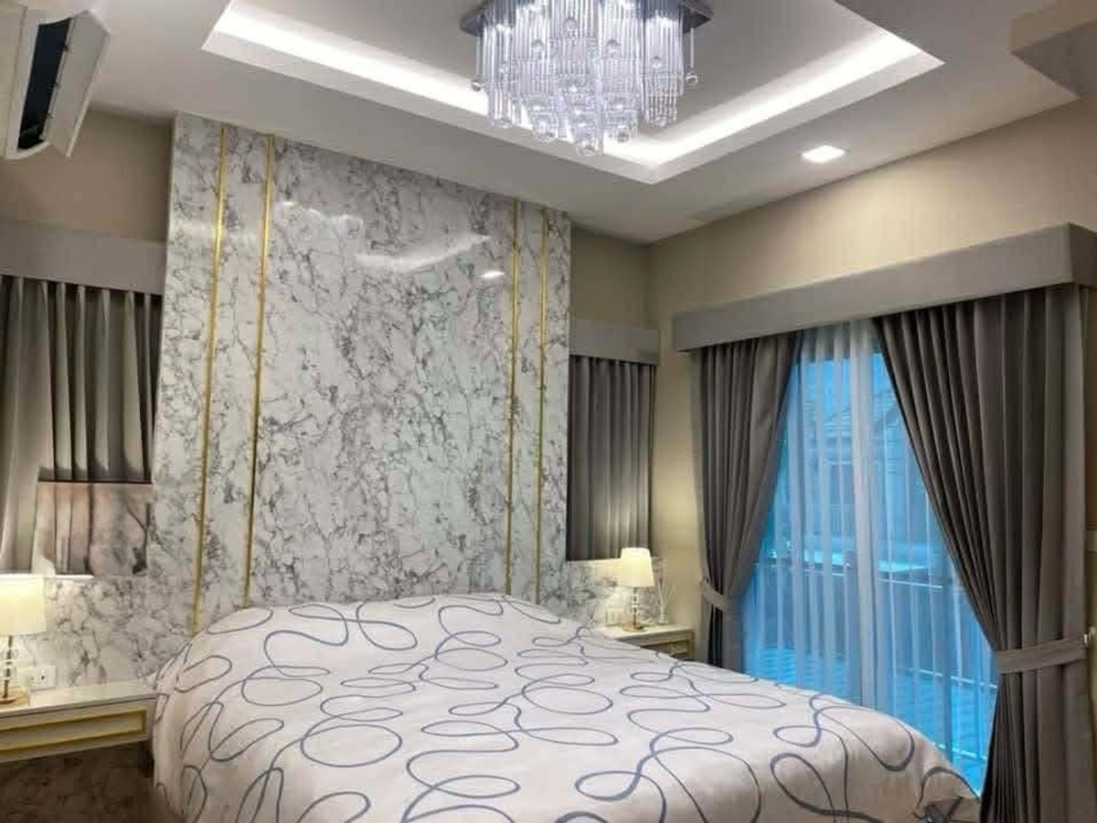 ให้เช่าบ้านพระราม 2 บางขุนเทียน : 🏡 ให้เช่าบ้านเดี่ยวหรู โซนพระราม 2 – ท่าข้าม
อยู่สบาย ทำเลดี ใกล้โรงเรียนนานาชาติ ห้างสรรพสินค้า และทางด่วน