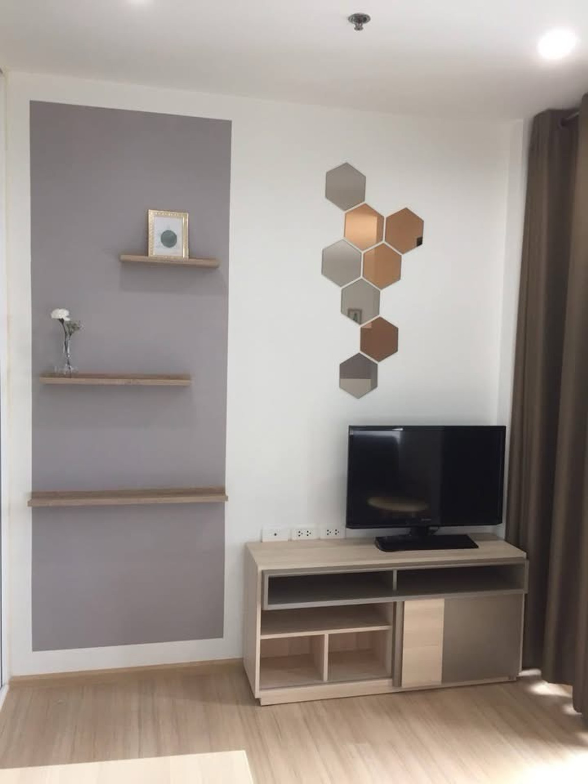 For RentCondoRama9, Petchburi, RCA : For rent: The Base Rama 9, Ramkhamhaeng.