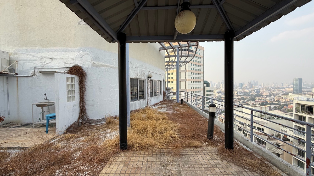 ขายคอนโดพระราม 3 สาธุประดิษฐ์ : SV City พระราม 3 อาคาร 7 ชั้น 26–27 ห้องสูง โปร่ง โล่ง ลมดี หันทิศตะวันออก รับแดดเช้าอ่อน ๆ ไม่ร้อนบ่าย พื้นที่ใช้สอย 179.64 ตร.ม.