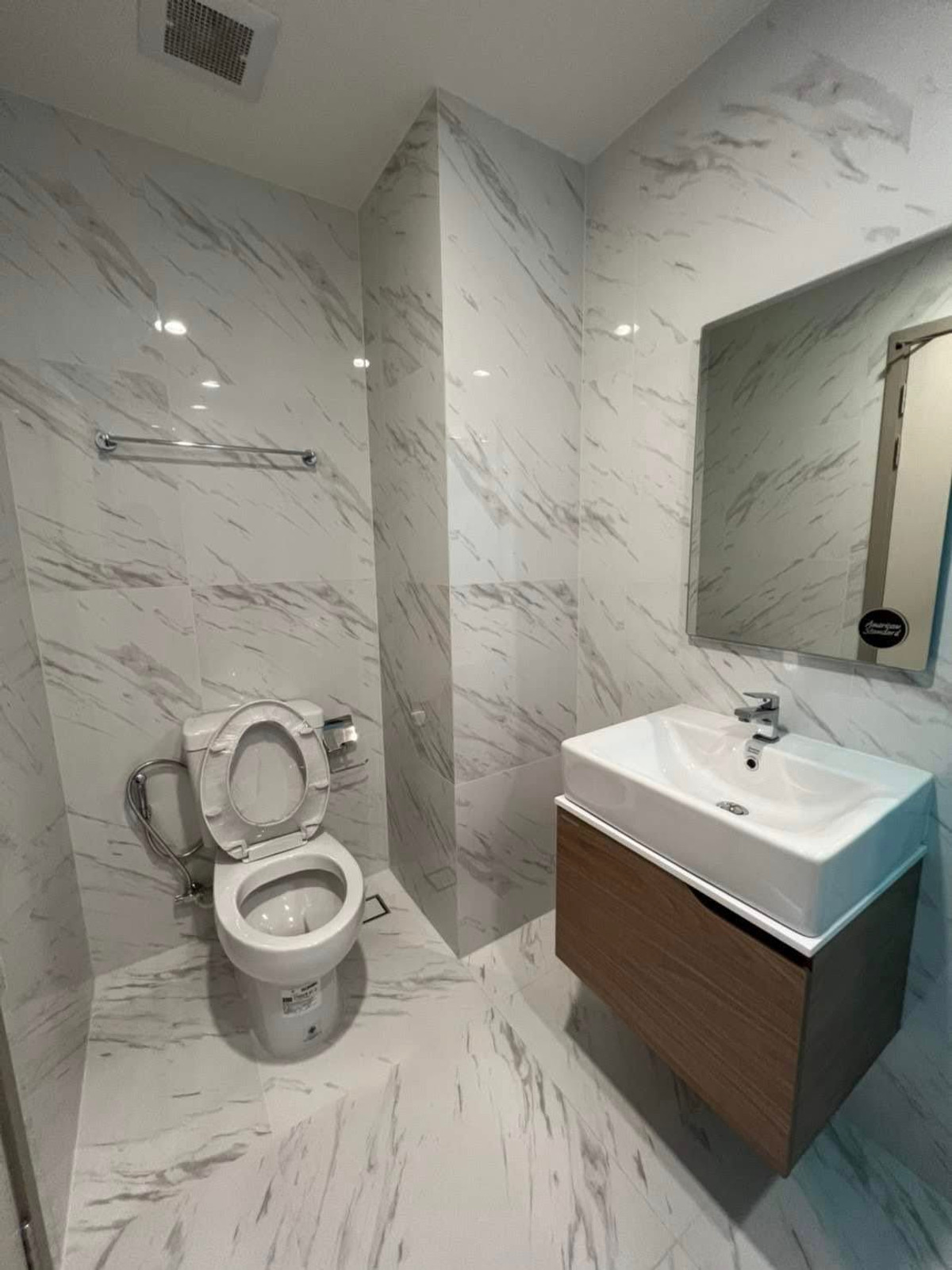 For RentCondoBangna, Bearing, Lasalle : Condo for rent Ideo mobi Suhumvit Eastpoint