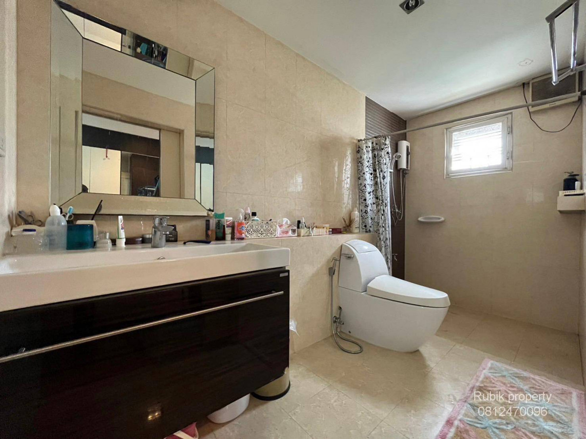 ขายทาวน์โฮมรัชดา ห้วยขวาง : 🏡 ขายทาวน์โฮม บ้านกลางเมือง 2 – รัชดา ประชาอุทิศ (เหม่งจ๋าย) RB1722 ทำเลดีมาก หน้าหมู่บ้าน เดินทางสะดวก ใกล้สิ่งอำนวยความสะดวกครบครัน