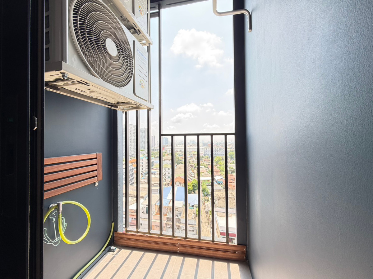 For RentCondoPinklao, Charansanitwong : New Condo for Rent | Triple Station Access 🚆 1BR 25 Sq.m. | Only 12,000 THB/Month