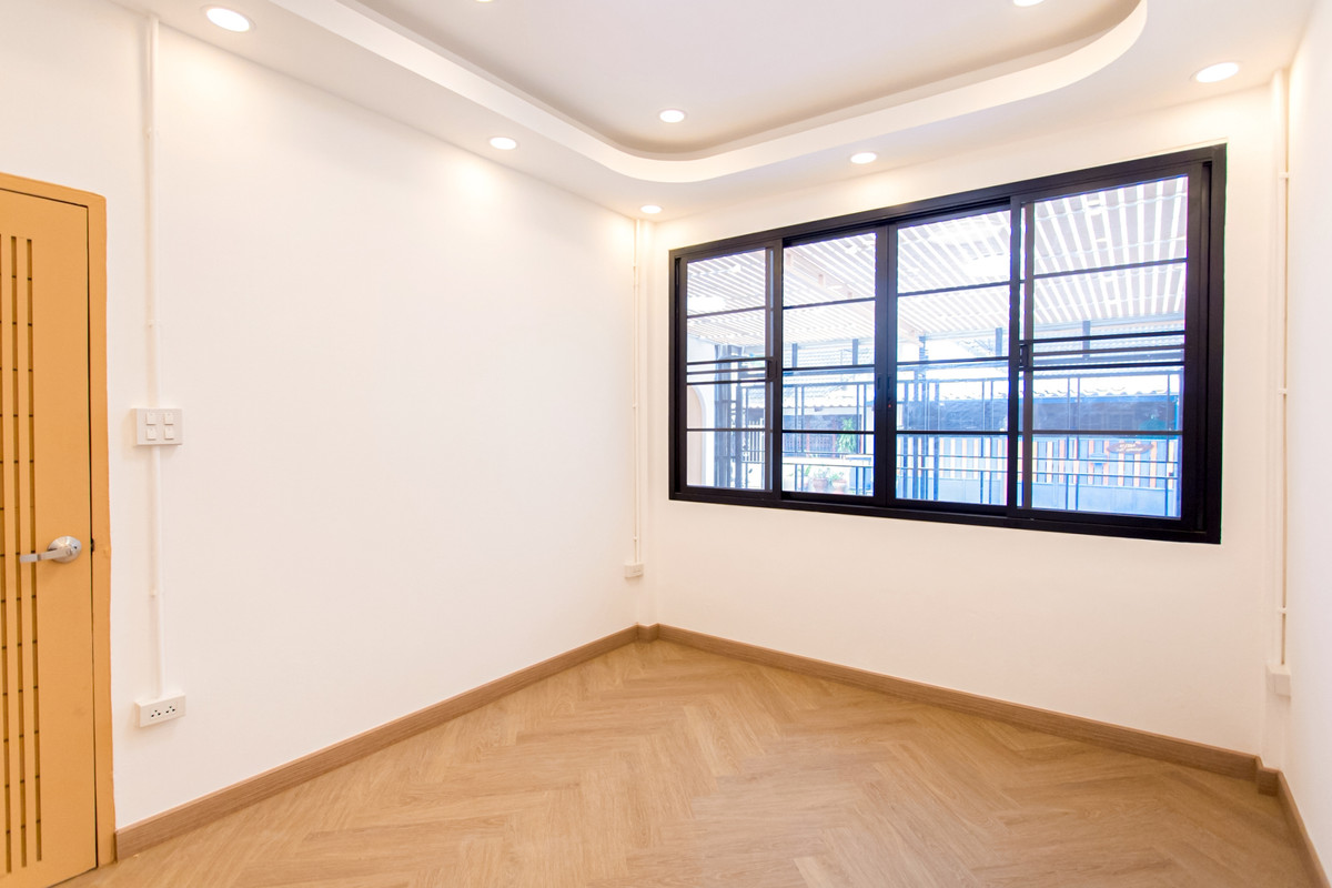 ขายทาวน์โฮมเกษตร นวมินทร์ ลาดปลาเค้า : CB105♚ทาวน์เฮ้าส์ 2 ห้องนอน ขาย⚝นวมินทร์♜ใกล้ เซ็นทรัล อีสต์วิลล์∞065-9423251,099-5919653▚Line@newnormal