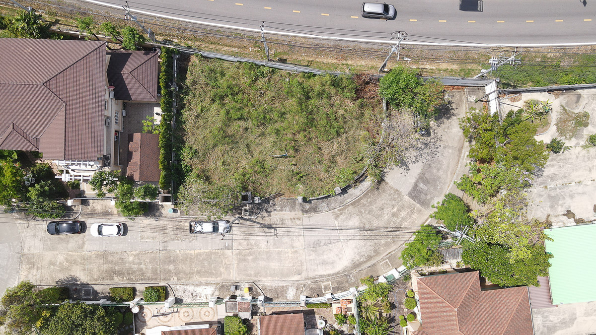 ขายที่ดินพัฒนาการ ศรีนครินทร์ : ที่ดินเปล่า ใน ม.บ้านนันทวัน ศรีนครินทร์