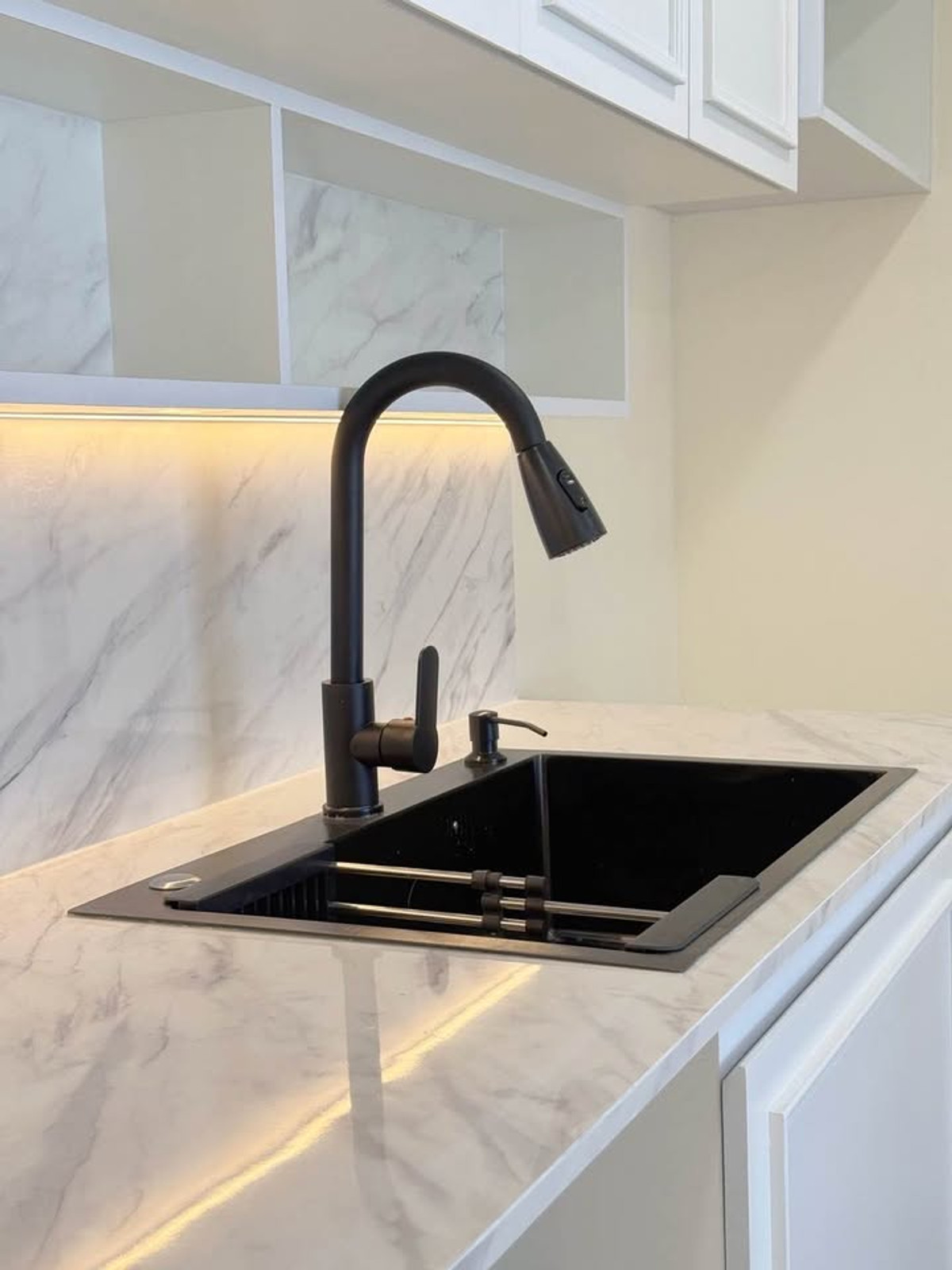 ขายคอนโดลาดพร้าว101 แฮปปี้แลนด์ : K-6777  ห้องสวย เฟอร์บิ้วอิน  Style modern Classic ขายด่วน ! city villa ตกแต่งใหม่ พร้อมอยู่