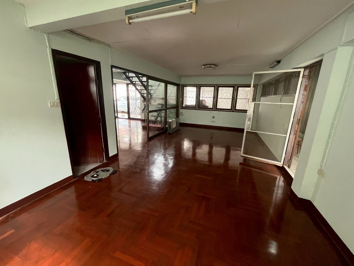 For SaleHouseSapankwai,Jatujak : 97452 - Single house for sale, Lat Phrao 12, opposite Big C Lat Phrao, near MRT Lat Phrao.