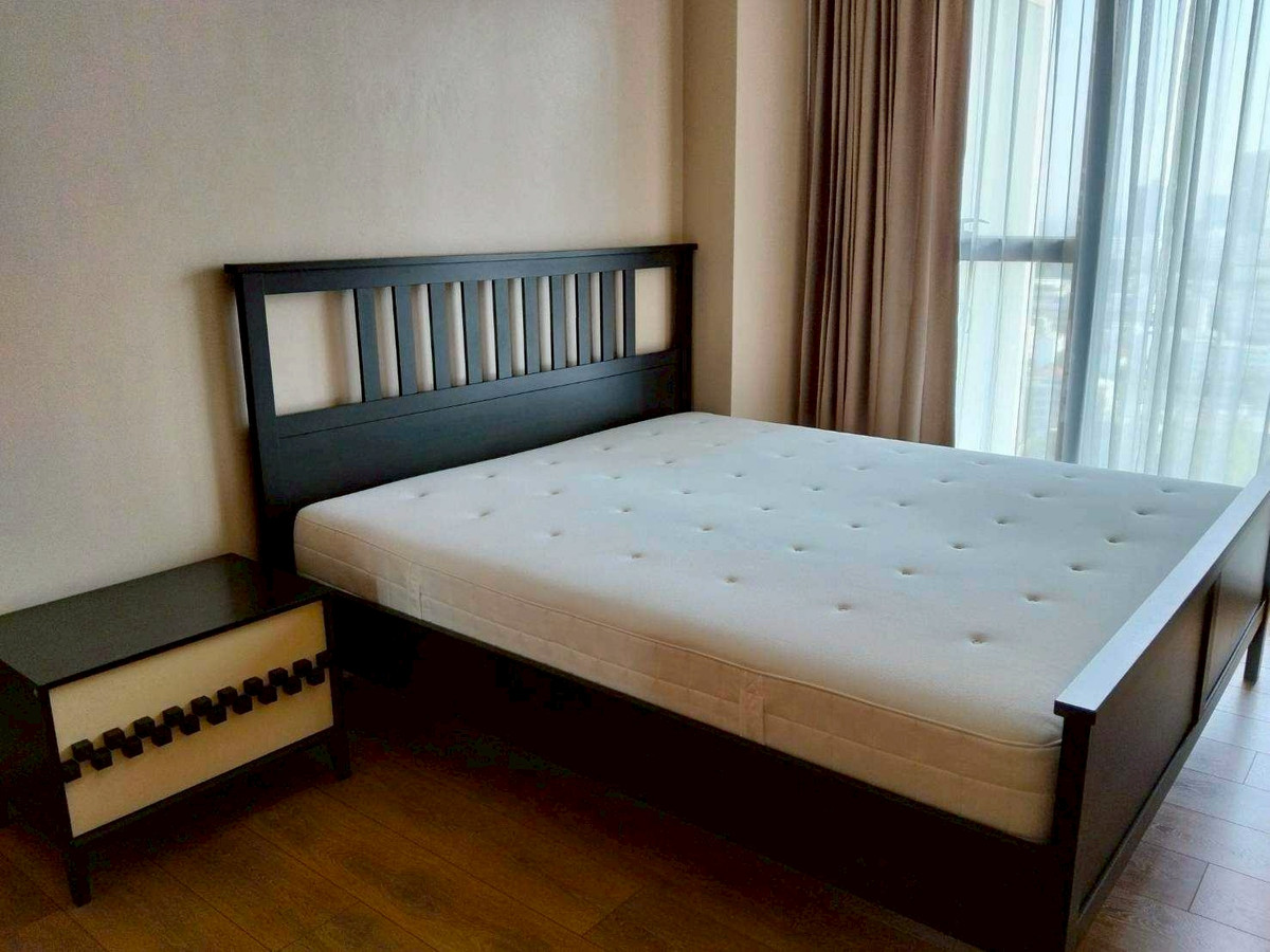 ให้เช่าคอนโดสาทร นราธิวาส : LTHC14571 – Condo for Rent | The Met Sathorn | 93 sqm | 2 Beds 2 Baths | Near BTS Chong Nonsi | 55K/Month | คอนโดให้เช่า เดอะ เม็ท สาทร  Detail: Size 93 sqm. 2 Bedrooms 2 Bathrooms Floor 18+ Fully Furnished  Facilities: Swimming Pool Fitness Center CCTV, 