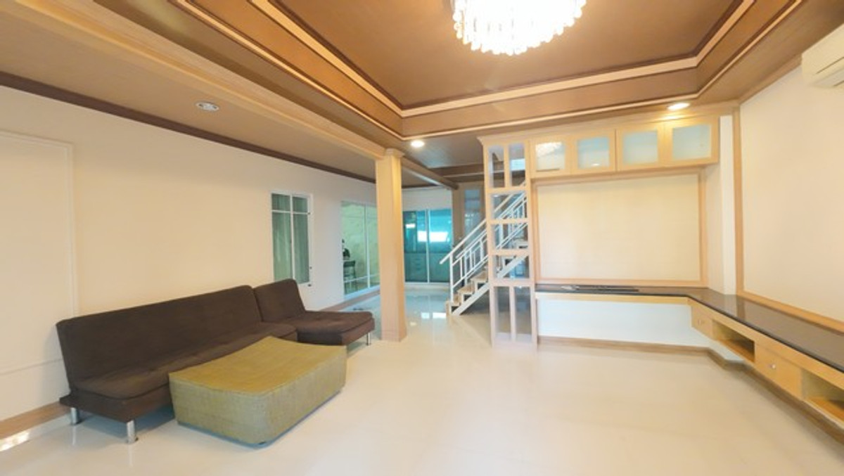 For RentHouseChaengwatana, Muangthong : The Plant Chaengwattana, house ready to move in, fully furnished, big house, suitable for a large family comfortably.