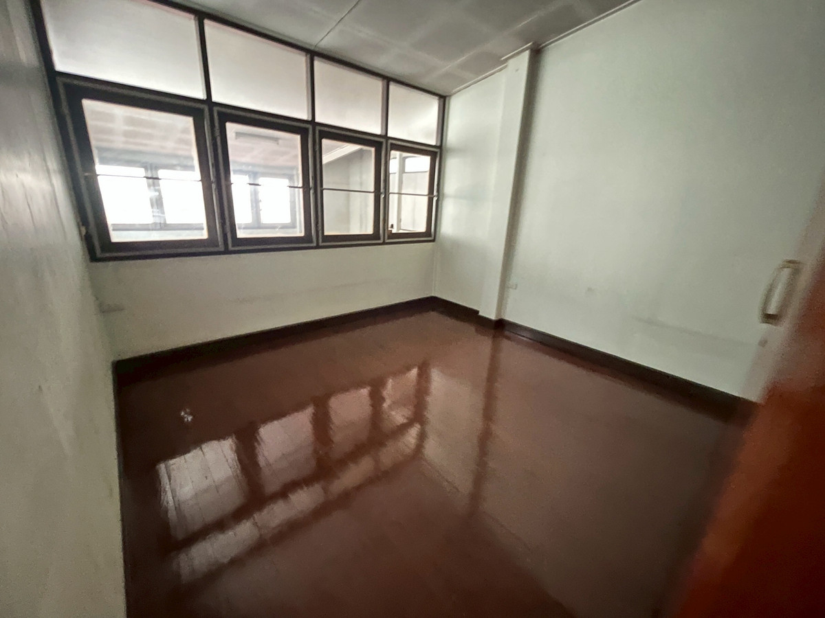 For SaleHouseSapankwai,Jatujak : 97452 - Single house for sale, Lat Phrao 12, opposite Big C Lat Phrao, near MRT Lat Phrao.