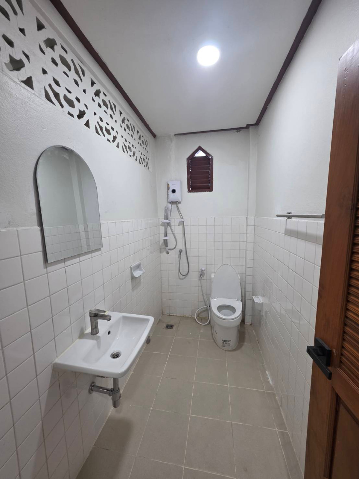 ให้เช่าทาวน์โฮมวิภาวดี ดอนเมือง หลักสี่ : ให้เช่าทาวน์เฮ้าส์ ใกล้ สนามบินดอนเมือง เพียง 3 นาที