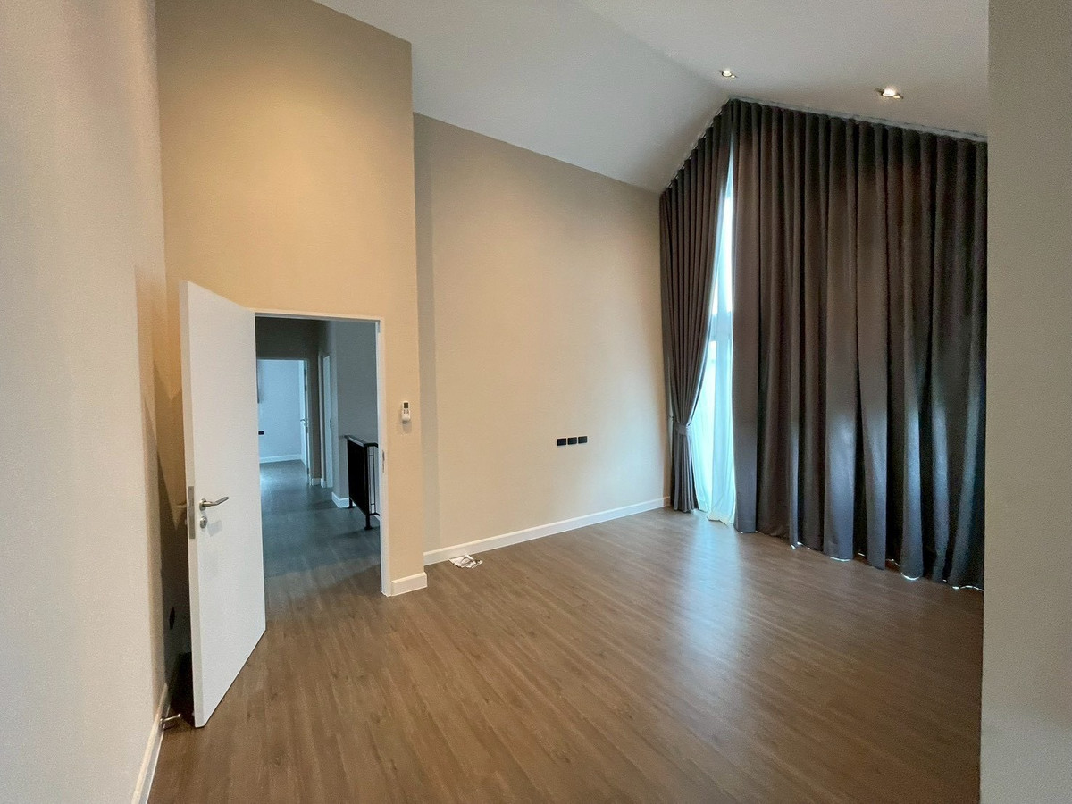 HouseSeri Thai, Ramkhamhaeng Nida : The Ultimate Executive Residence: Modern Nordic Luxury & Absolute Privacy 🥂 Bangkok Boulevard Ramintra-Serithai 2