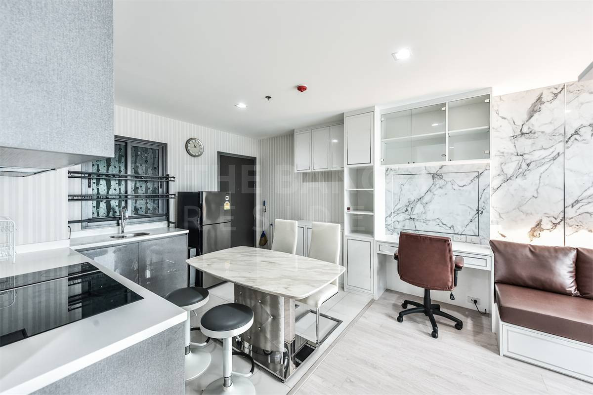 คอนโดราชเทวี พญาไท : 🎉Rent & Sell🏢RHYTHM Rangnam 🔥Fully Furnished 2bedroom  Near 🚝BTS Victory Monument 📞Tel. Oilly 0935979942