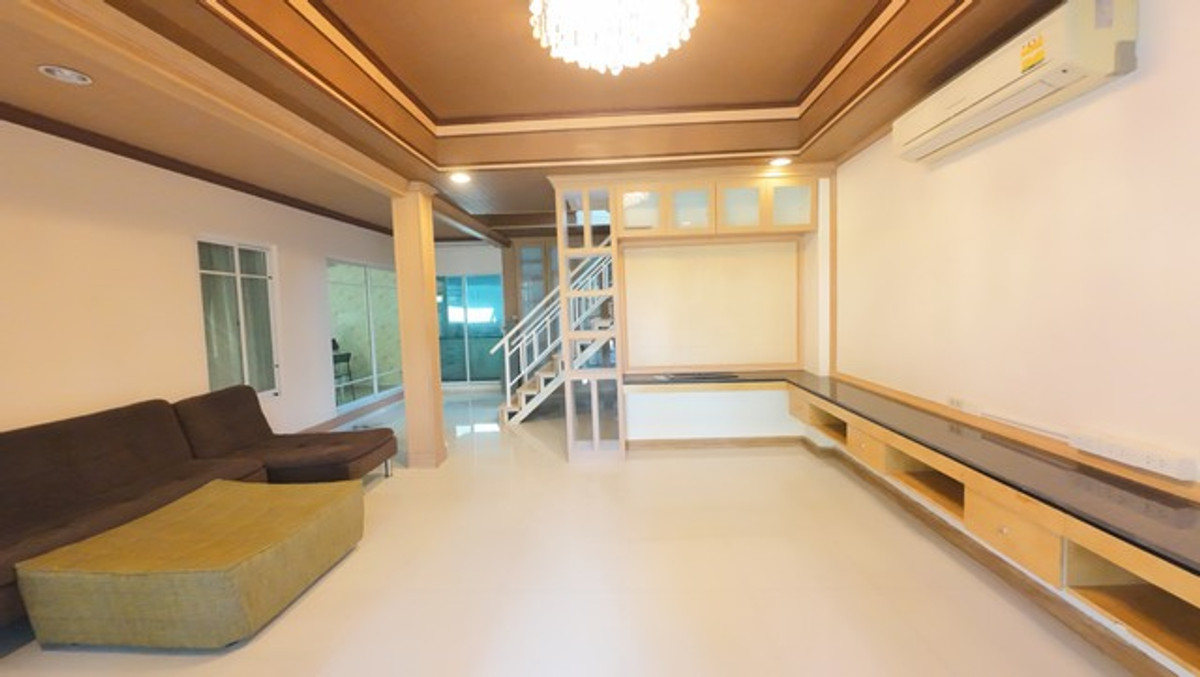 For RentHouseChaengwatana, Muangthong : The Plant Chaengwattana, house ready to move in, fully furnished, big house, suitable for a large family comfortably.