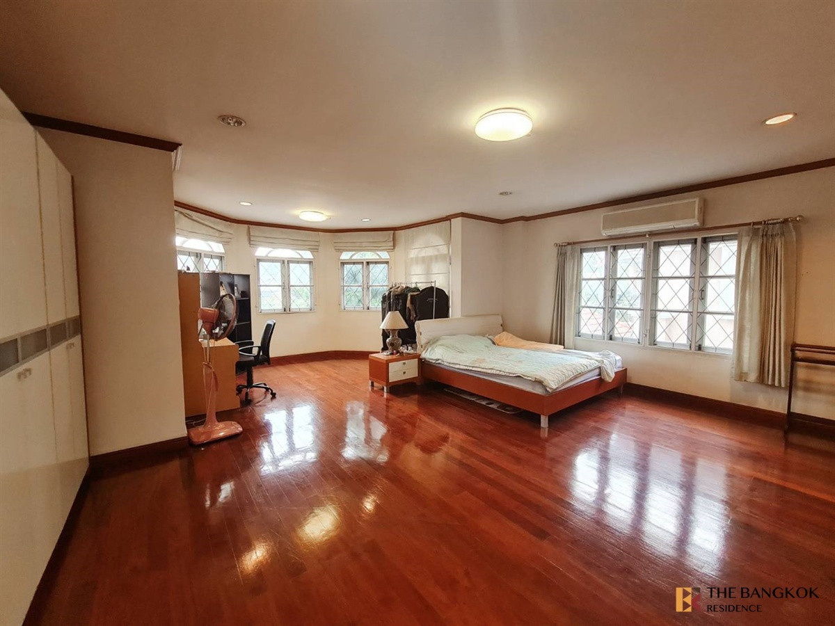 ให้เช่าบ้านเกษตร นวมินทร์ ลาดปลาเค้า : 🎯 ดีลคุ้ม! Chuan Chuen Ladprao 🏡 บ้านเดี่ยวตกแต่งใหม่ พร้อมอยู่ เฟอร์ครบ