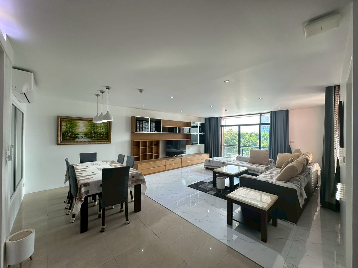 For RentCondoOnnut, Udomsuk : Condo for rent, Baan Ananda, Sukhumvit-Ekkamai area, 2 bedrooms, 152 sq m, near BTS Ekkamai-Thonglor.