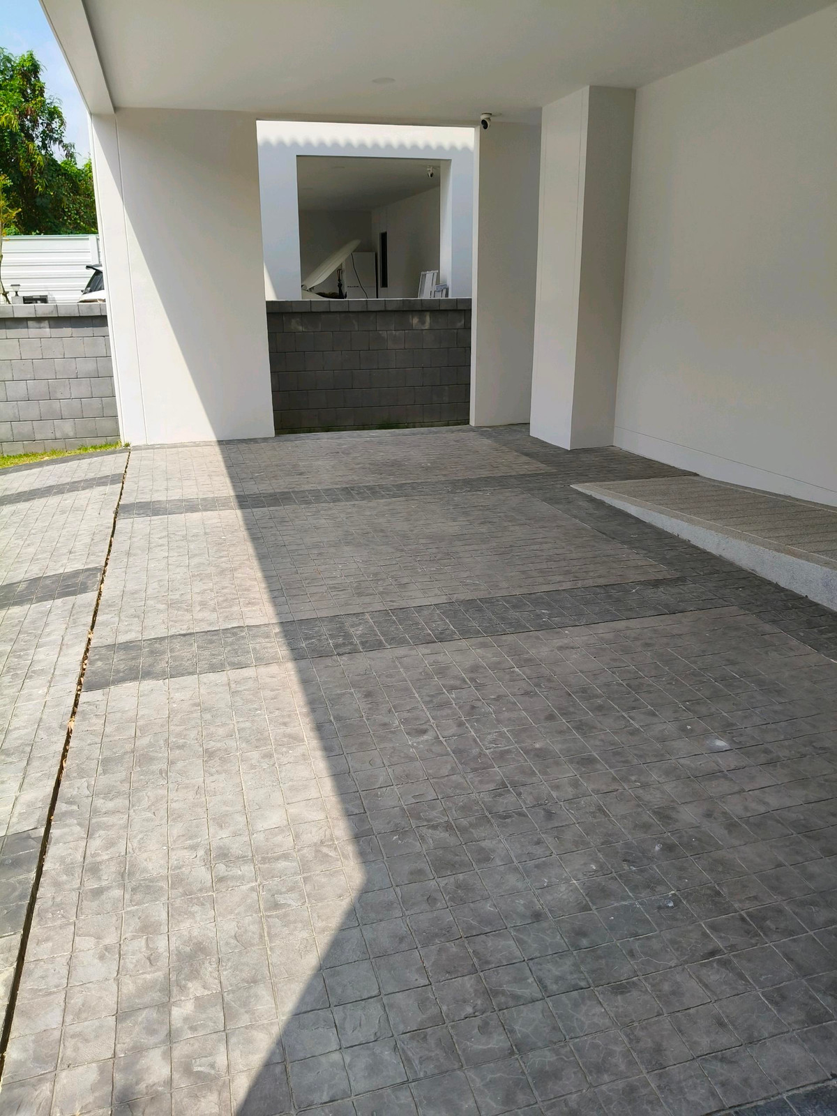 For SaleHouseBangna, Bearing, Lasalle : Single house for sale, corner plot, Soi Sriwaree, Long Yai, good price.