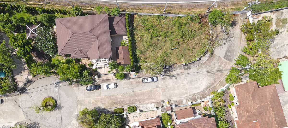 ขายที่ดินพัฒนาการ ศรีนครินทร์ : ที่ดินเปล่า ใน ม.บ้านนันทวัน ศรีนครินทร์