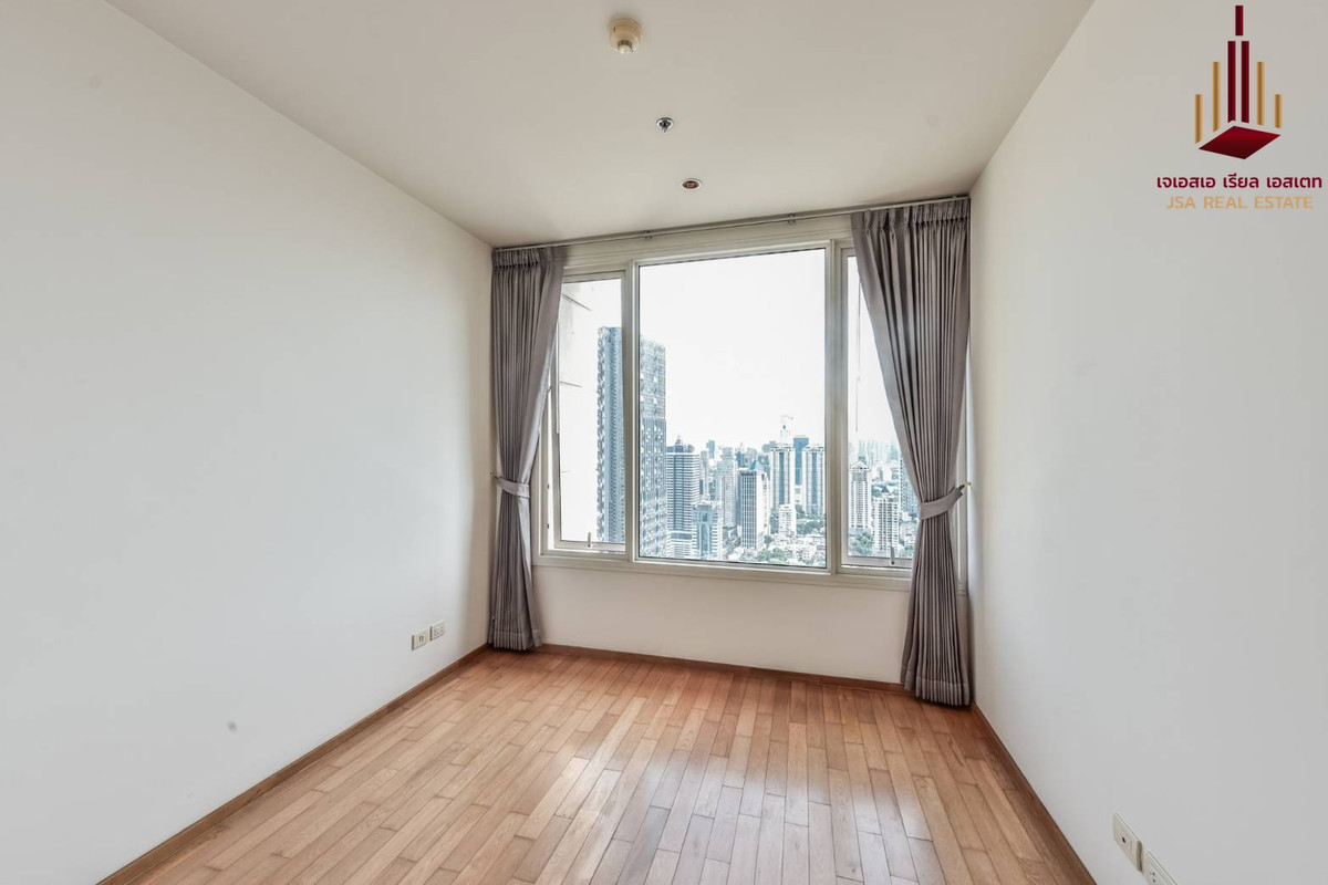 ให้เช่าคอนโดสาทร นราธิวาส : ✨ For Rent : The Empire Place  Condo ✨  💰 Only 100,000 thb/month