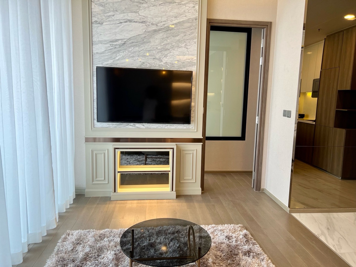 For RentCondoSukhumvit, Asoke, Thonglor : 🔥For Rent Now🔥 Celes Asoke 1-bedroom unit, spacious frontage, highlight unit of the project, beautiful room, fully furnished, next to MRT Sukhumvit ❗