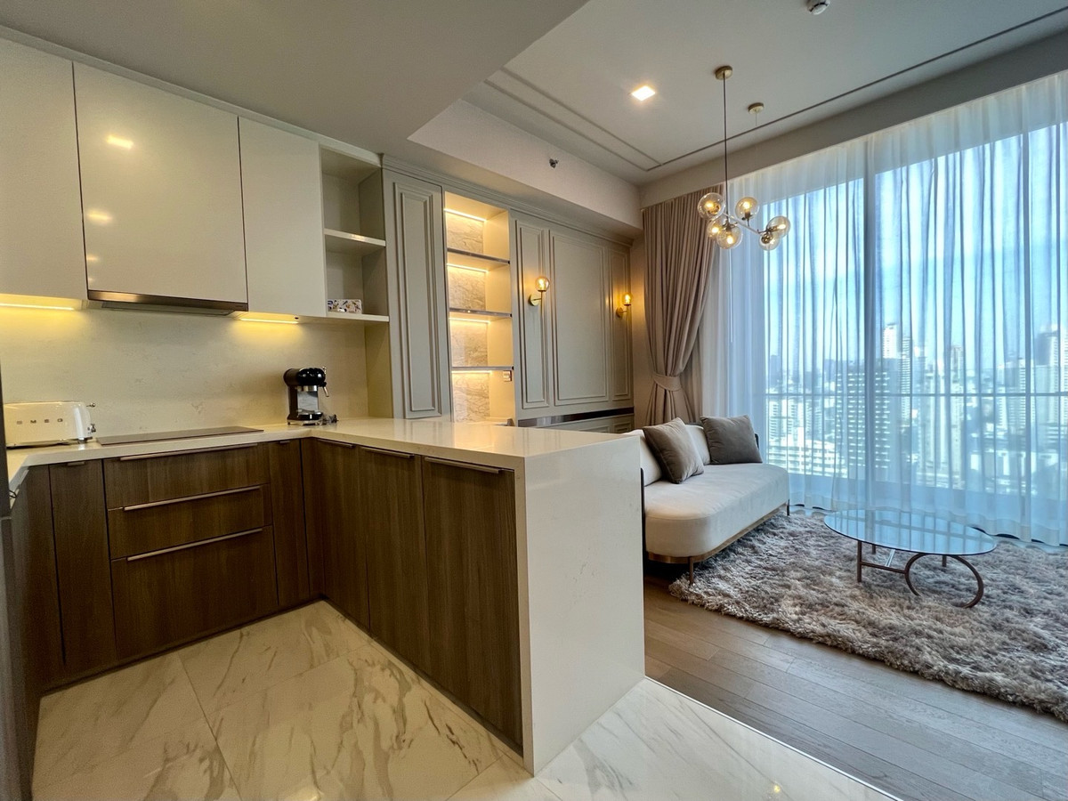 For RentCondoSukhumvit, Asoke, Thonglor : 🔥For Rent Now🔥 Celes Asoke 1-bedroom unit, spacious frontage, highlight unit of the project, beautiful room, fully furnished, next to MRT Sukhumvit ❗