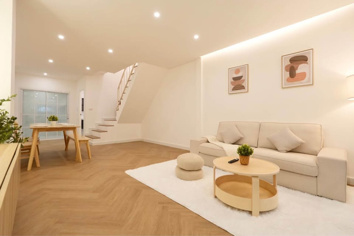 ขายทาวน์โฮมเกษตร นวมินทร์ ลาดปลาเค้า : H0797♛♚ทาวน์เฮ้าส์ 2 ห้องนอน ขาย นวลจันทร์♜ใกล้ แฟชั่นไอส์แลนด์∞099-5919653,065-9423251▚Line@sureresidence