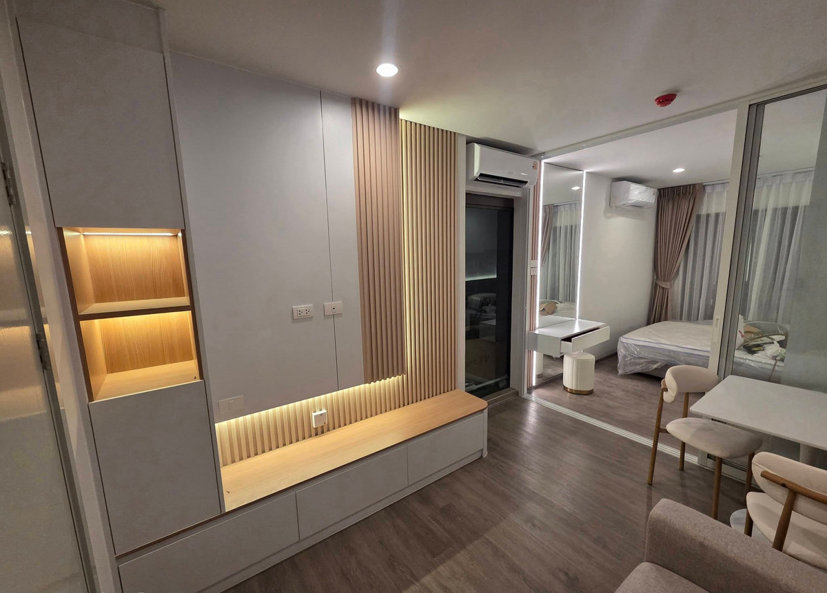 For RentCondoThaphra, Talat Phlu, Wutthakat : ⭐️ Regent Home Wutthakat ⭐️ Size 26 sq m., built-in furniture. There are complete electrical appliances.