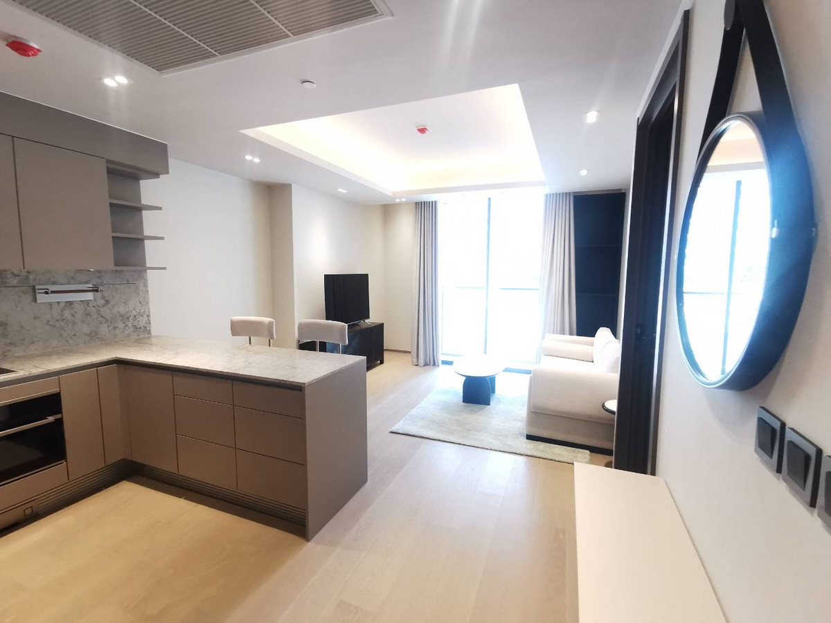 ให้เช่าคอนโดวิทยุ ชิดลม หลังสวน : Tonson One Residence: 1bed 1bath 57sqm. 65,000/mth. Am: 0656199198