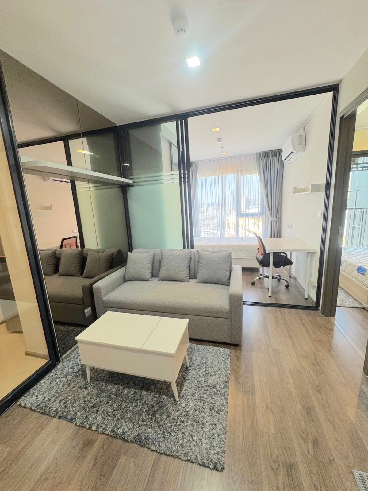 ขายคอนโดลาดพร้าว เซ็นทรัลลาดพร้าว :  🔥 ขายด่วน 🔥  ถูกสุด ห้องสวย กว้าง  ขายหลายห้อง  Call : 0619824959 Line ID :  elegant.289