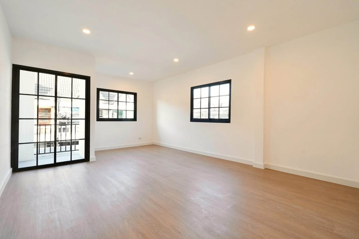 ขายทาวน์โฮมรัชดา ห้วยขวาง : HK0655♛♚ทาวน์เฮ้าส์ 3 ห้องนอน ขาย⚝ห้วยขวาง♜MRT ห้วยขวาง∞099-5919653,065-9423251▚Line@sureresidence