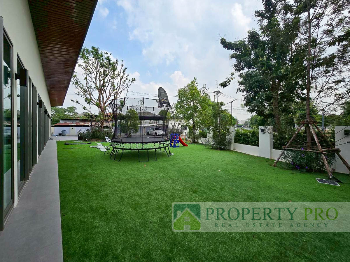 For RentHousePattanakan, Srinakarin : House for Rent Pattanakarn 38, 1-Storey House 3 Bedroom 230 Sqw 310 Sqm middle of Pruksa Avenue Fully Furnished Near Onnut, Srinakarin, Huamak : MJ26R-004