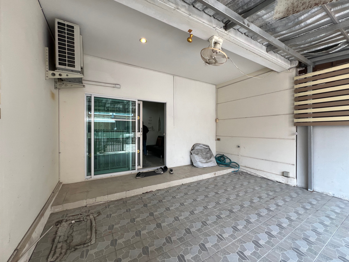 For SaleTownhomePattanakan, Srinakarin : For Sale: 3-Storey Townhome at Villette City Pattanakarn | South-Facing | Prime Location with Easy Access